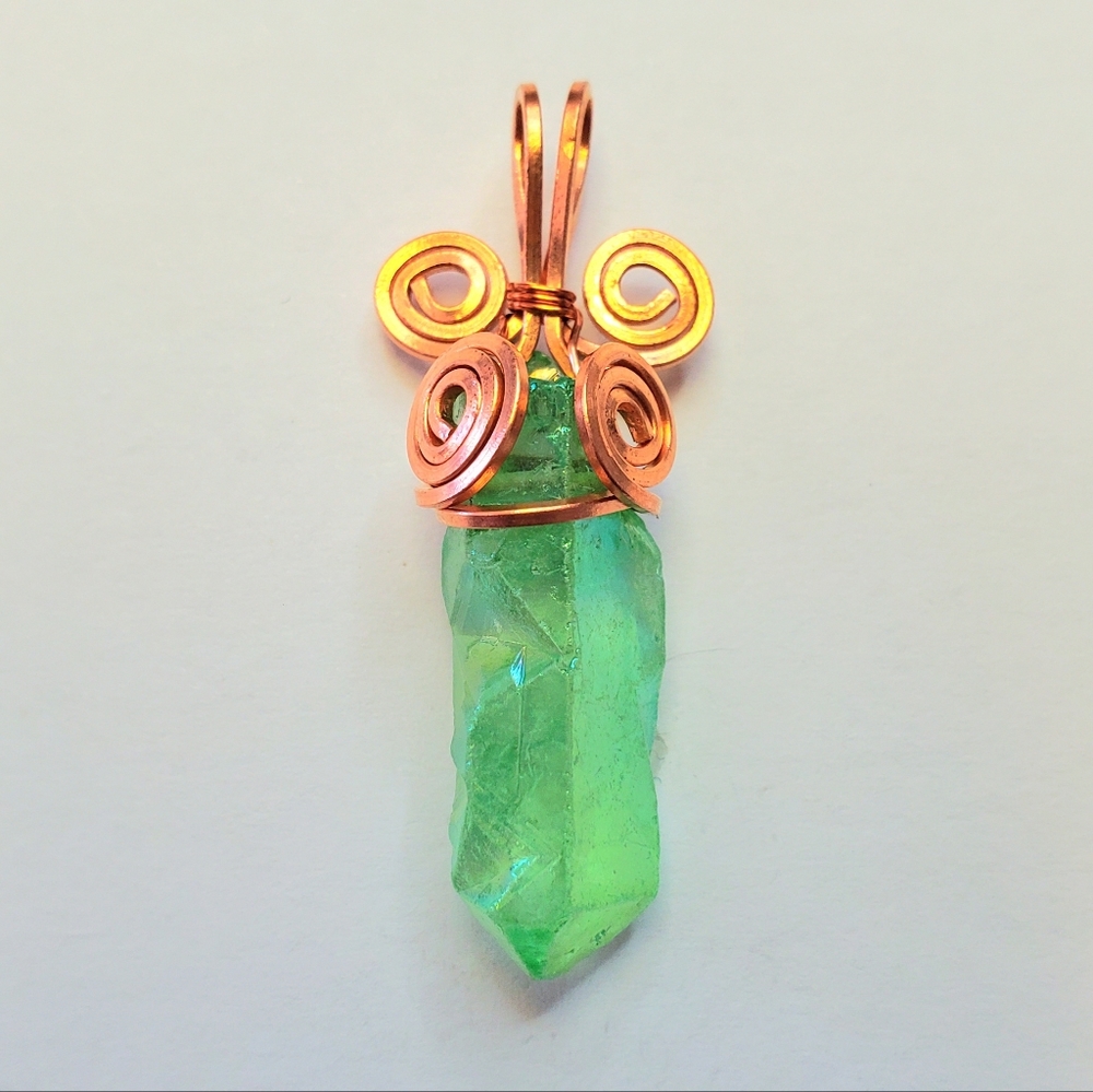 Electroplated dyed quartz crystal wire wrap necklace